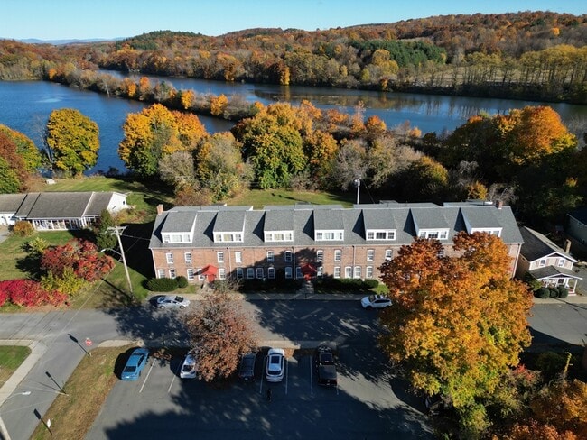 Building Photo - 50-62 East Street - 3A