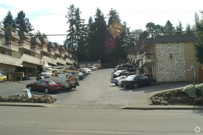 Building Photo - Canopy Apartments