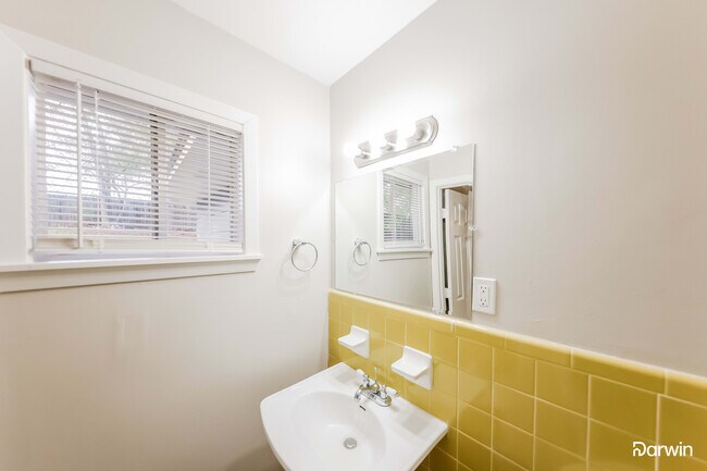 Foto del edificio - 405 Crestview Dr, Clinton, MS 39056