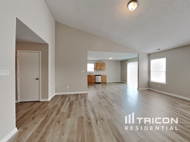 Foto del edificio - 1599 Carlton Drive Greenfield IN