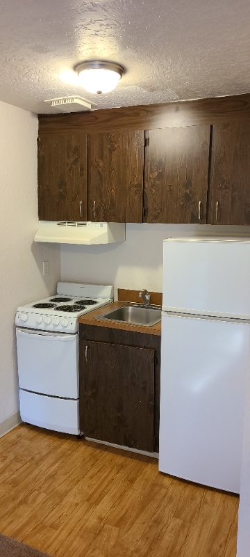 Photo - 1625 Kent Des Moines Rd Apartment