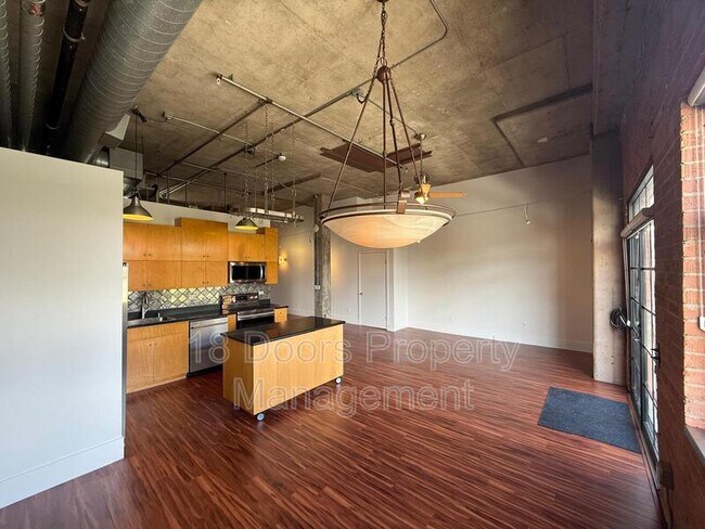 Foto del edificio - 3940 7th Ave