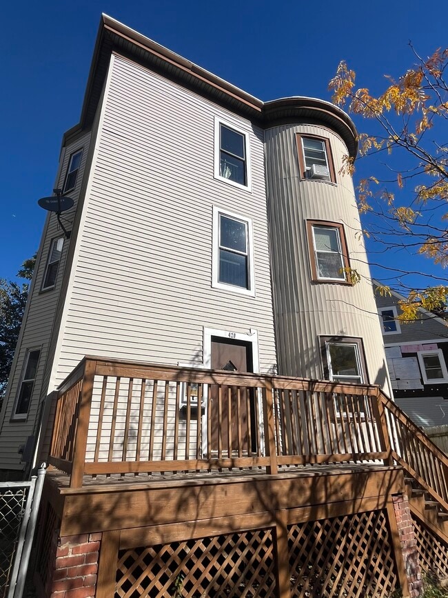 Foto del edificio - 420 Talbot Ave