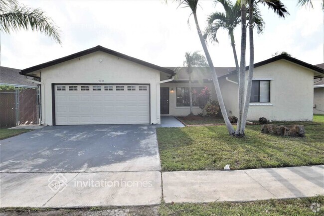 Building Photo - 4933 NW 96th Terrace