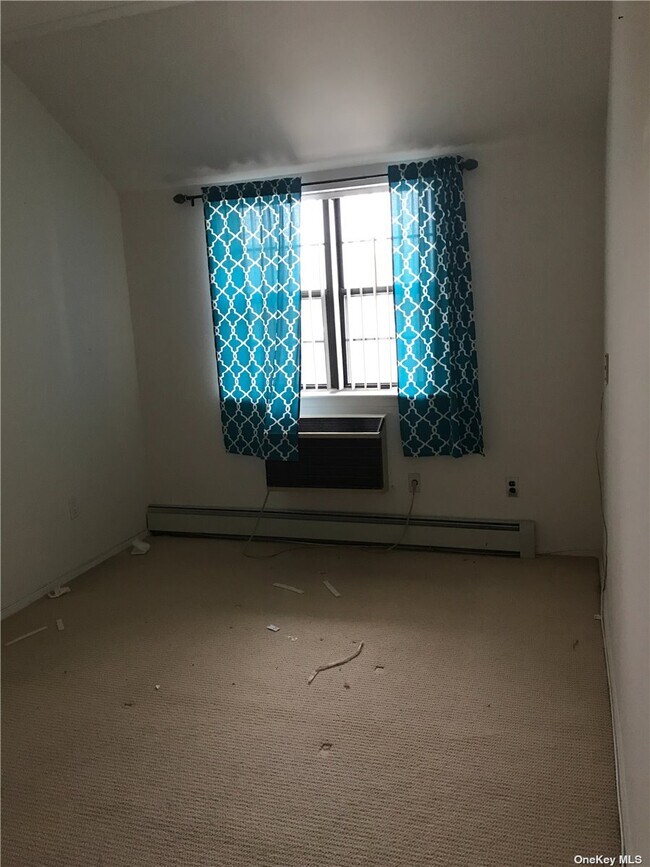 Building Photo - 68-01-68242 242nd St