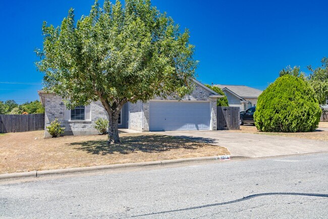 Building Photo - 1013 Lantana Ln Leander, TX 78641