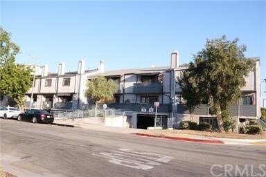 Primary Photo - 312 N Pacific Ave