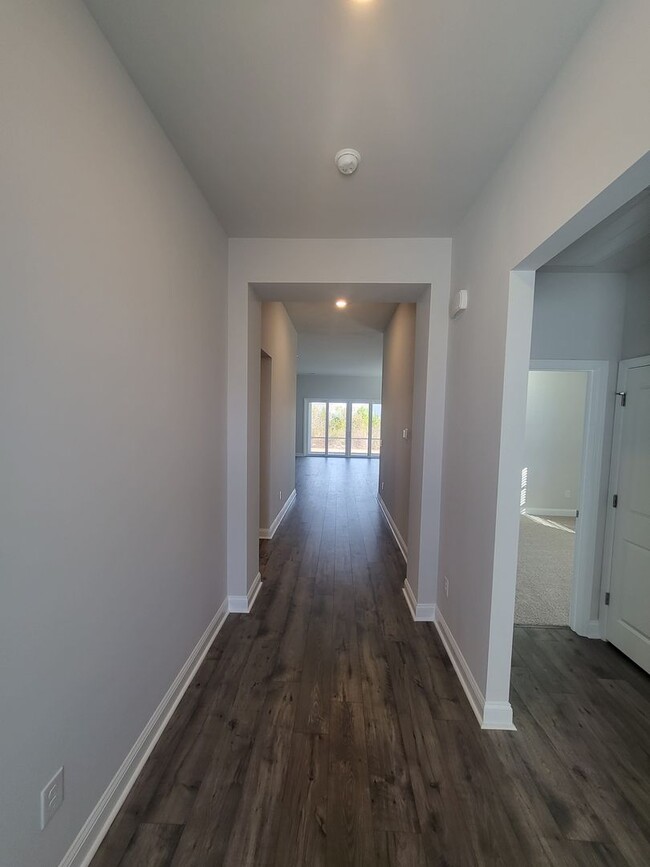 Building Photo - Beautiful New Build Home in The Lakes