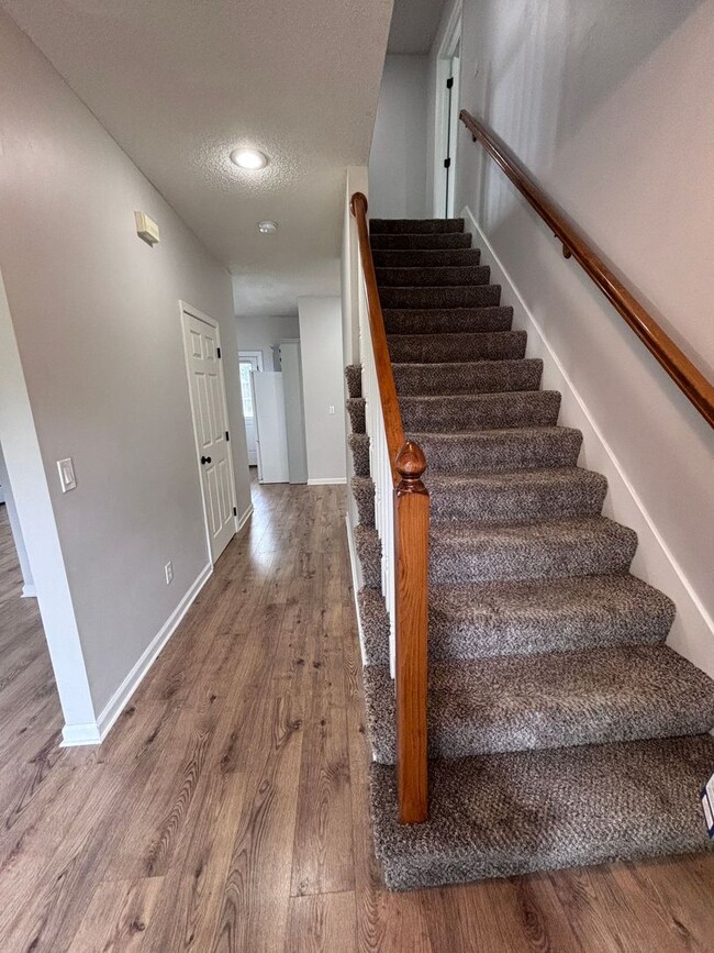Foto del edificio - 3-Bedroom, 3.5-Bathroom home in Shawnee