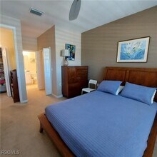 Building Photo - 10520 Diamante Way