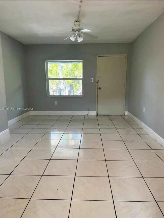Building Photo - 8312 NE Miami Ct