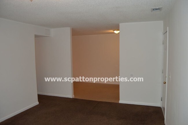 Building Photo - Calibre West Apartment
