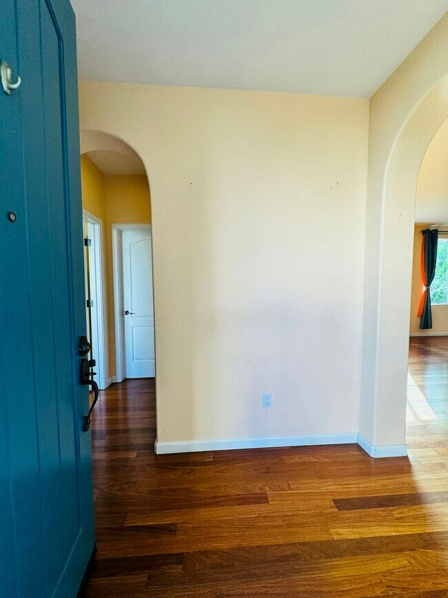 Foto del edificio - 1244 Cedarwood Loop