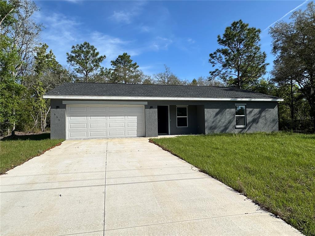 Primary Photo - 555 W Horizon Ln