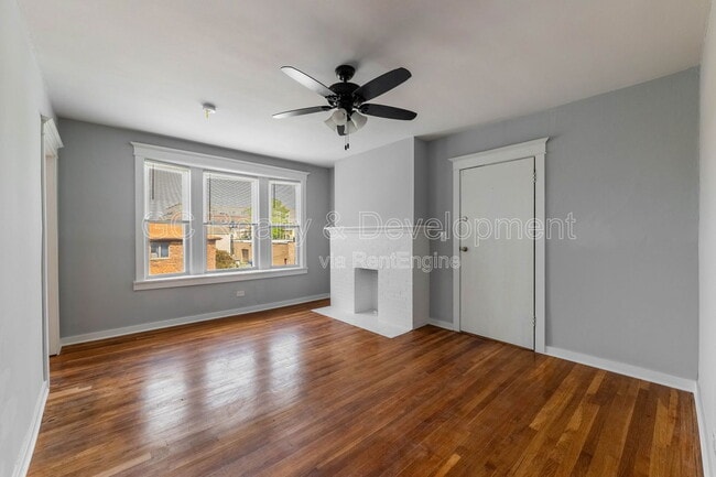 Building Photo - 3517 S Lituanica Ave