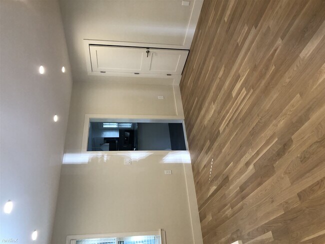 Building Photo - 3 br, 2 bath House - 450 Franklin St