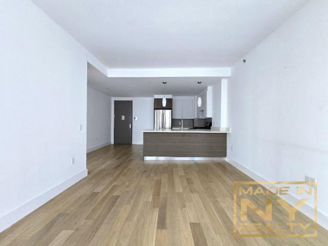 Foto del edificio - 1 bedroom in ASTORIA NY 11106