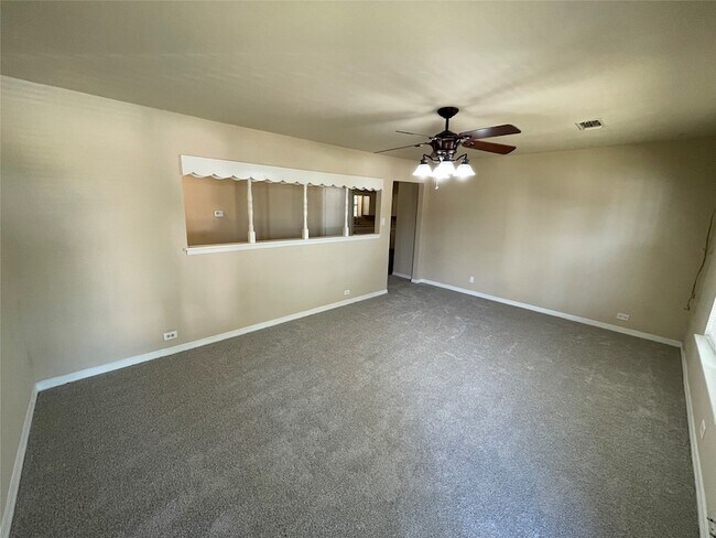 Foto del edificio - 2916 Layne Dr