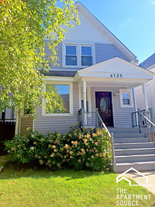 Foto del edificio - 4135 W Henderson St