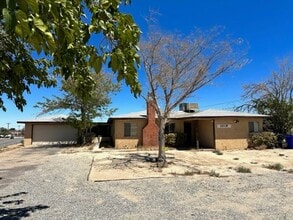 Building Photo - 15537 Sunny Vista Rd