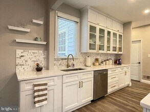 Building Photo - 21381 Scara Pl