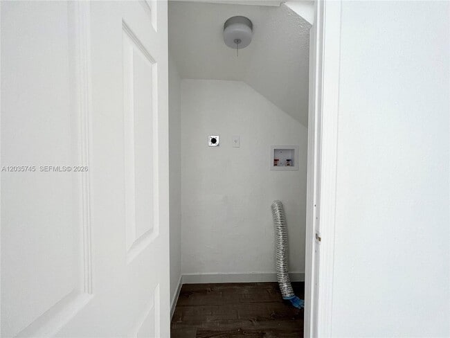Building Photo - 444 NW 84th St