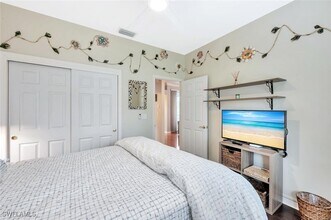 Building Photo - 7090 Lone Oak Blvd