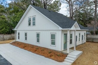 Building Photo - 1549 Payne St