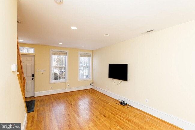 Foto del edificio - 809 Kentucky Ave SE