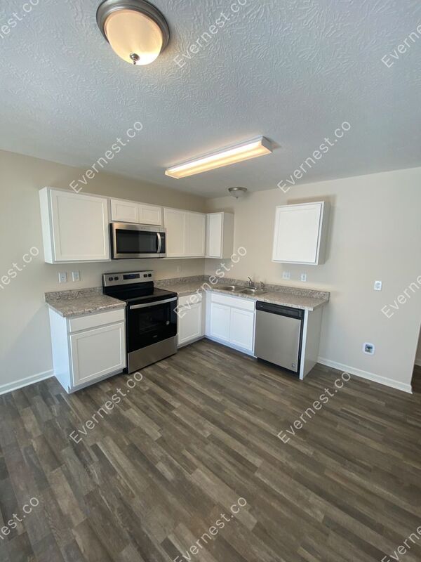 37 Parkview Ave, Commercial Point, OH 43116 House Rental in Commercial Point, OH