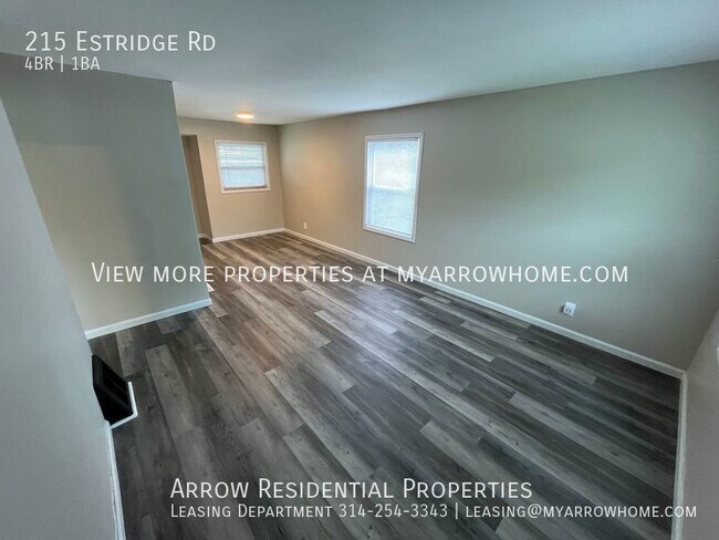Foto del edificio - 215 Estridge Rd