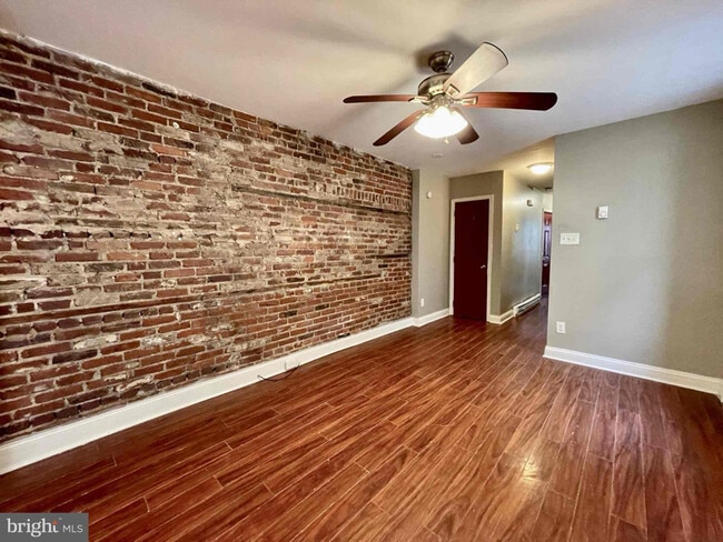 Photo - 331 Rose St Apartment