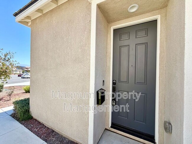 Foto del edificio - 30411 Ridgecrest Rd