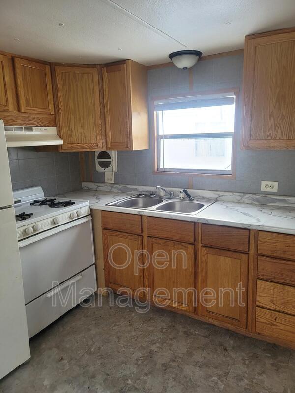 286 Kathy Cir, Jackson, MI 49202 Condo for Rent in Jackson, MI