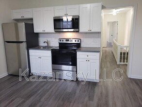 Building Photo - 5625 Sprague St