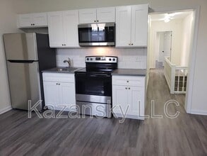 Building Photo - 5625 Sprague St