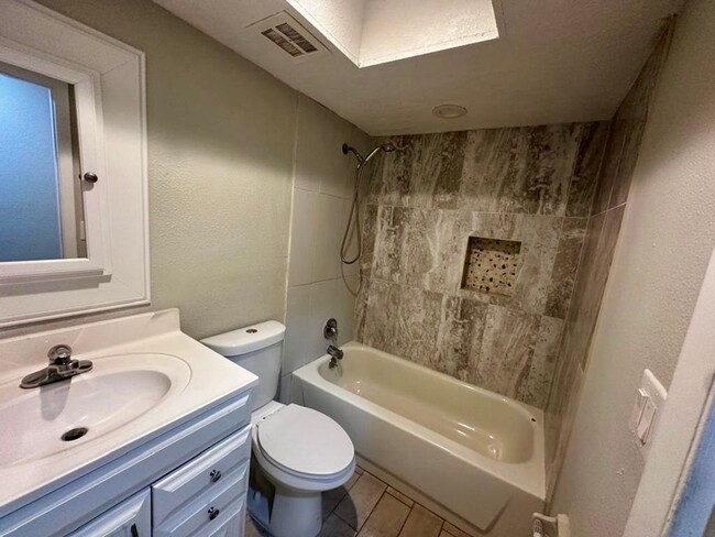Building Photo - Altamonte Springs Rental