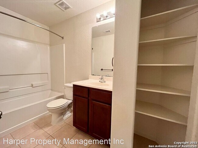 Foto del edificio - 3 br, 2 bath House - 11639 Luckey Vista