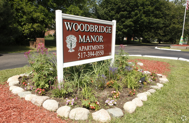 Foto del edificio - Woodbridge Manor Apartments