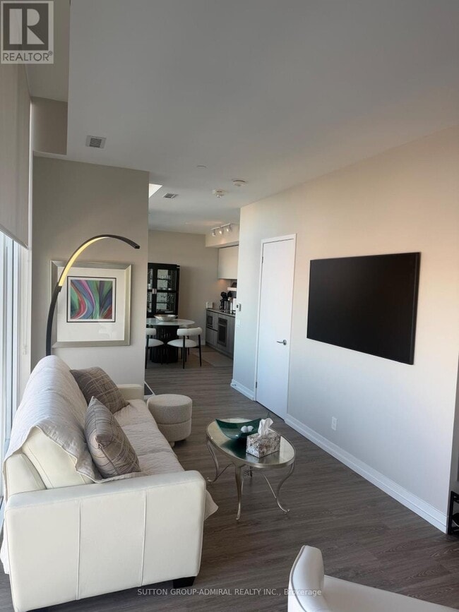 Building Photo - 950 Portage Pkwy