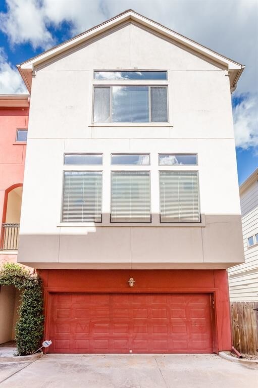 Building Photo - 406 Parker St