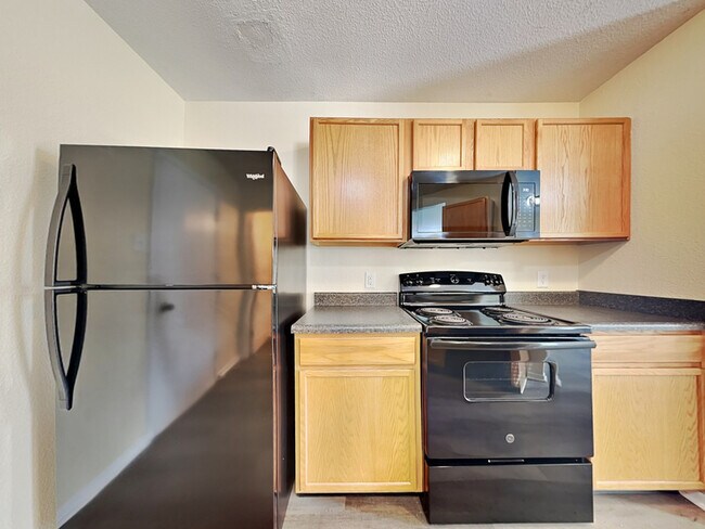 Building Photo - 4070 Presidio Cir