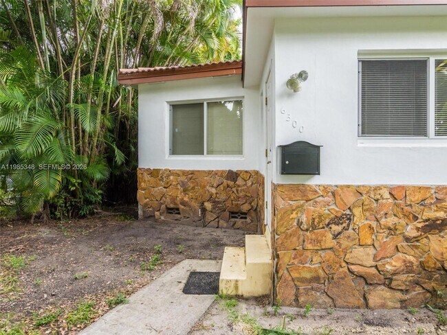 Building Photo - 6300 NW 41st St