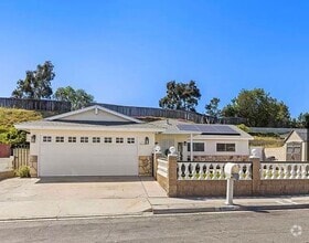 Building Photo - 610 Carillo Cir