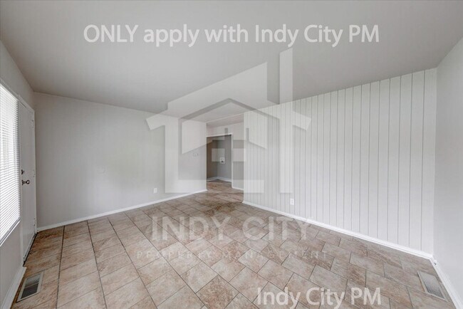 Foto del edificio - 3232 Normandy Rd