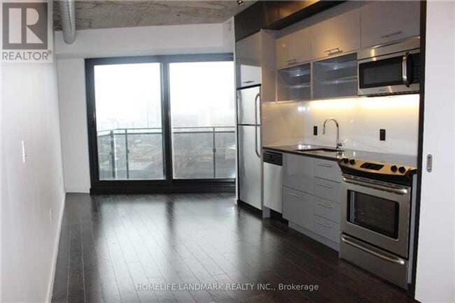 Building Photo - 51 Trolley Cres