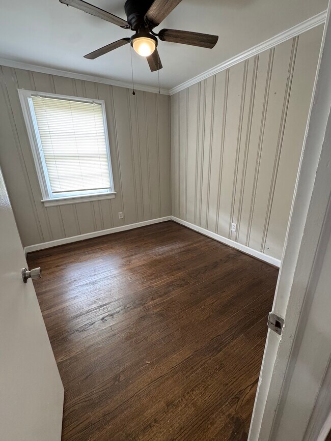 Foto del edificio - 628 Eastern Ave