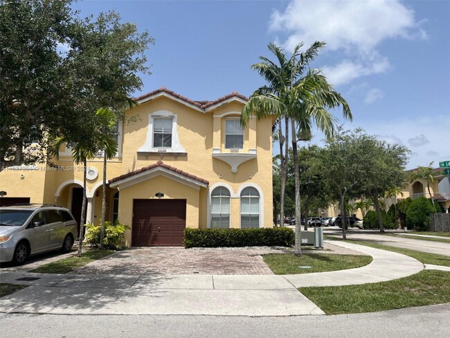 Building Photo - 922 SW 149th Ct