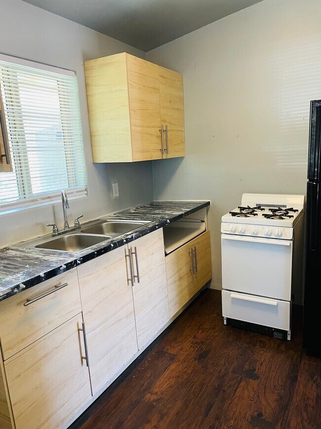 Foto del edificio - Townhome For Rent