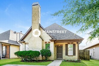 Building Photo - 1076 Washington Dr